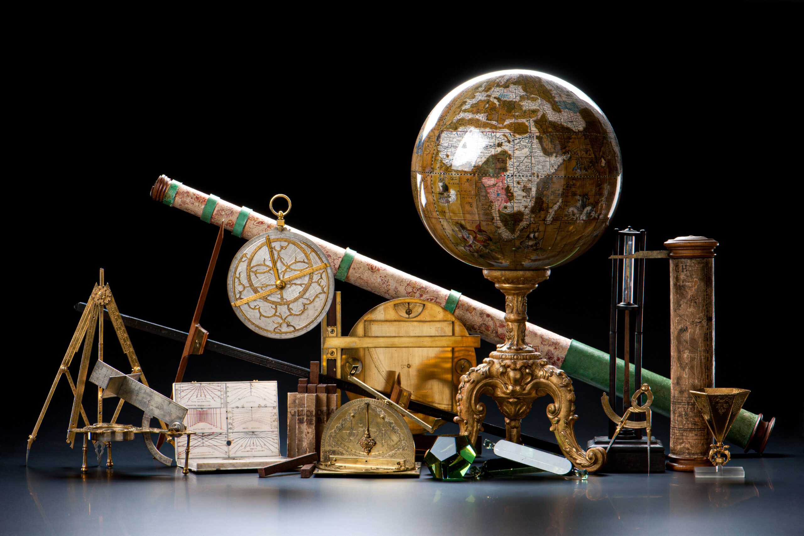 Abb. 11: Wissenschaftliche Instrumente aus der Kunstkammer. Landesmuseum Württemberg, Stuttgart.
